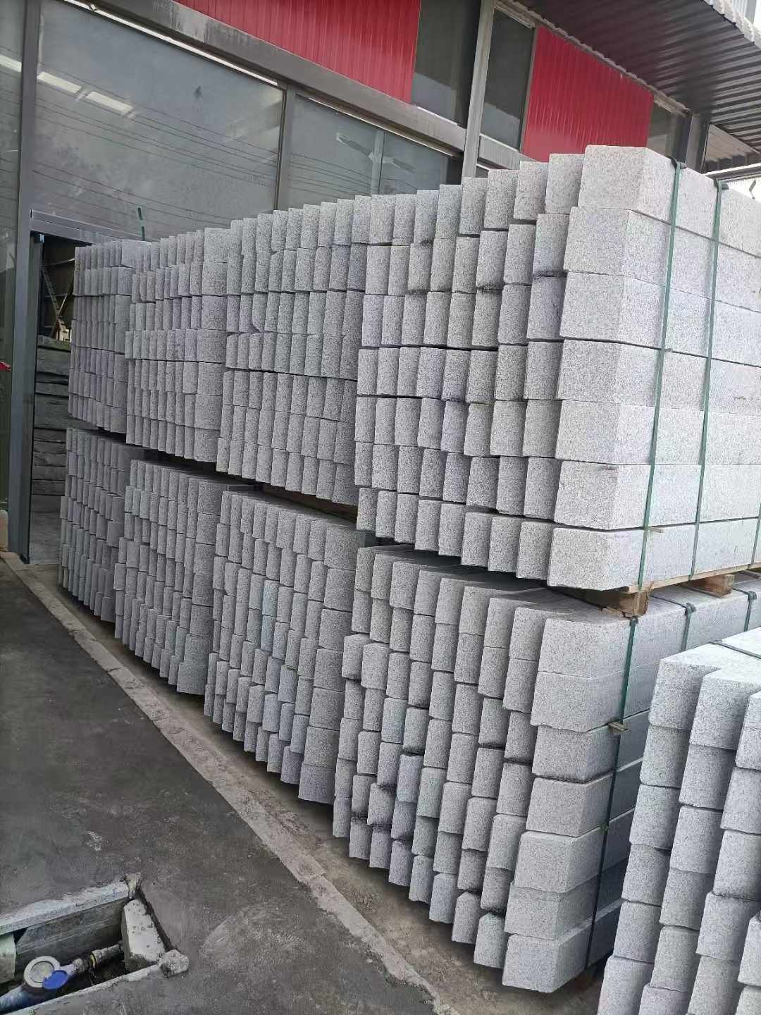 大同芝麻白树围石 树池