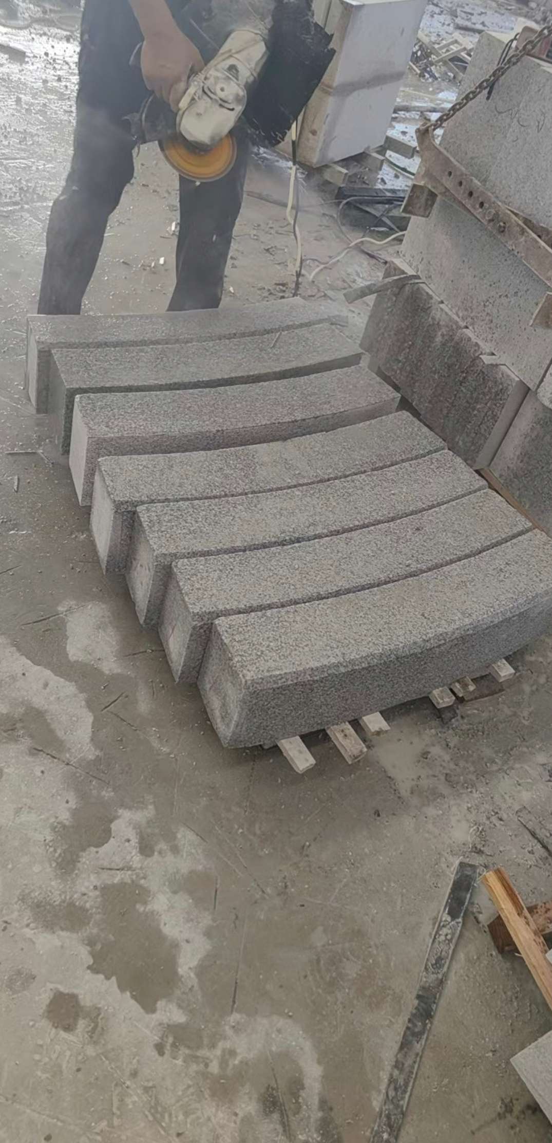 大同芝麻白弧形路牙石